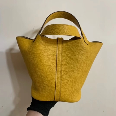 حقيبة يد نسائية تحمل علامة هيرميس Jaune Ambre Picotin قفل PM Clemence Leather Soleil