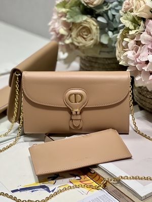 حليب الشاي اللون حقيبة حبال صغيرة تحمل علامة Gucci Soho Chain كتف
