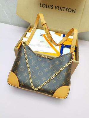 حقيبة M45832 بتصميم مونوغرام LV Boulogne حقيبة بارتفاع 6.3 بوصة