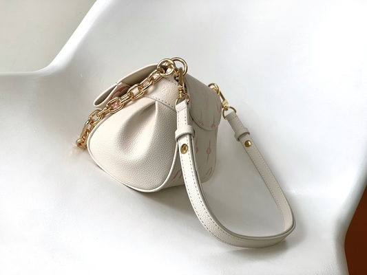 حقيبة Favourite Creme Mini Sling Bag ذات العلامات التجارية LV Rose Trianon Two Monogram Empreinte Leather