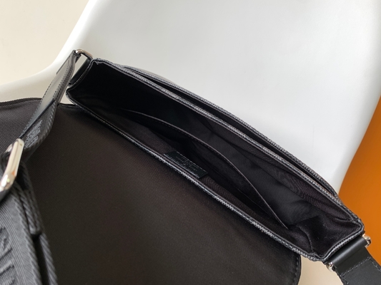 لويس فيتون Branded Mens Bag District PM Damier Messenger Bag أسود الجرافيت