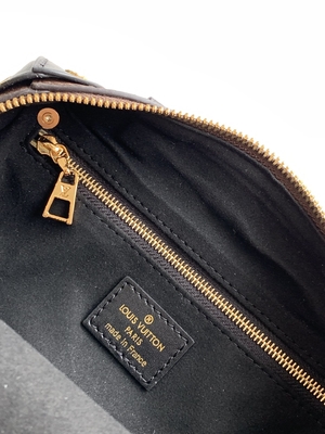 حقائب لويس فويتون ذات العلامات التجارية المخصصة Petite Malle Souple Empreinte Monogram Brown Black