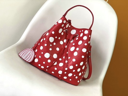 حقيبة يد نسائية بيضاء سوداء NéOnoé MM لويس فيتون Yayoi Kusama