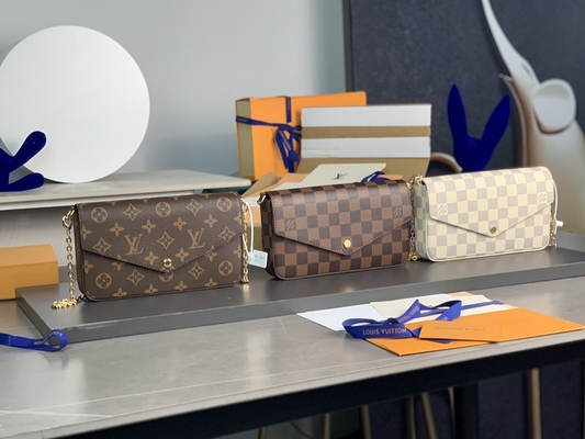 حقيبة صغيرة LV Felicie Pochette مونوغرام محفظة فوشيا بطانة