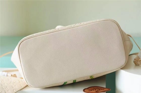حقيبة يد للسيدات تحمل علامة تجارية للحفلات Neverfull MM مونوغرام إمبرينت مع تطعيم الزهور