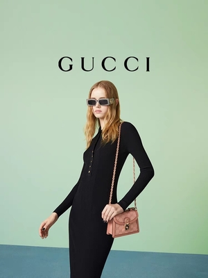 حقيبة كتف صغيرة ماركة Gucci Ophidia GG Mini