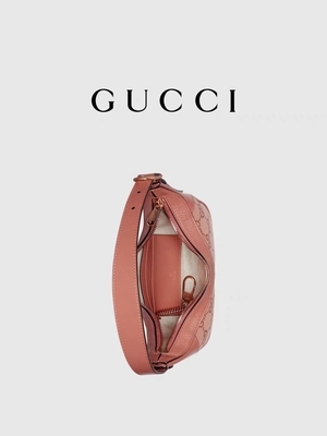 حقيبة كتف ذات علامة تجارية مصممة من Gucci Ophidia صغيرة باللون الوردي وبطانة من القطن والكتان