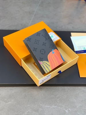 Louis Vuitton LV X YK Mini Designer Purses Pocket Organizer أسود القرع طباعة